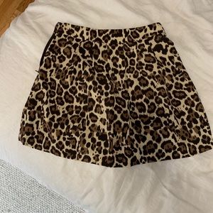 EUC leopard print Banana Republic mini Skirt